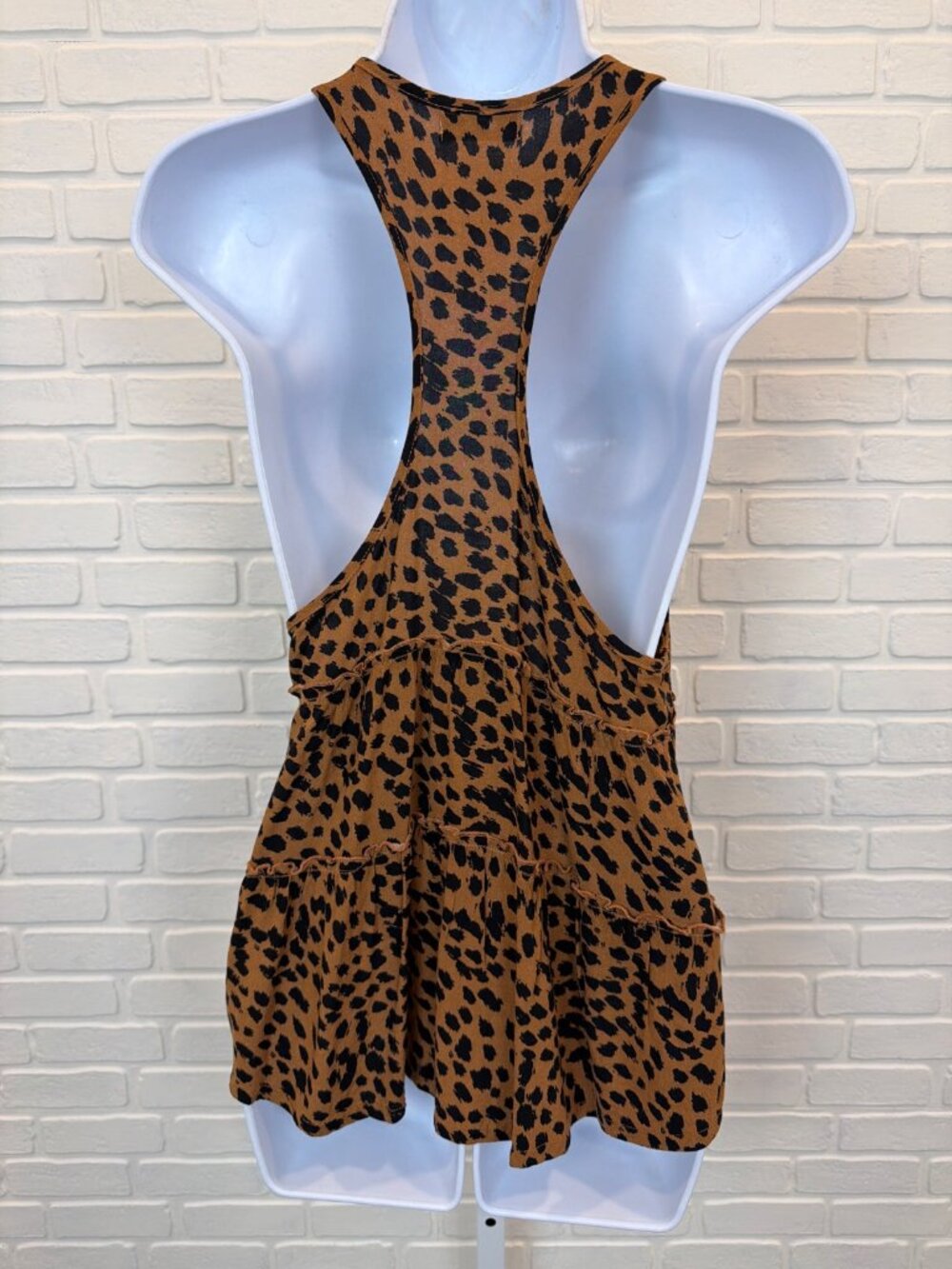Leopard Viscose Peplum Tank Top Small - Picture 2 of 4